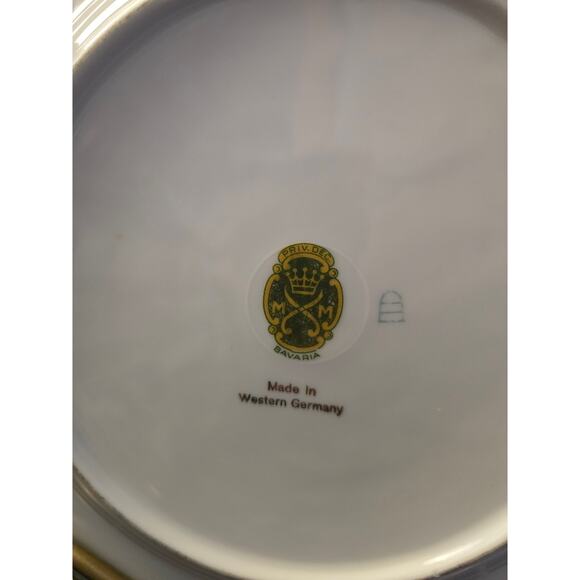 Set of 3
Vintage Fragonard‎ Courting Plate Bavaria Germany M M Crown 11" - Picture 6 of 8